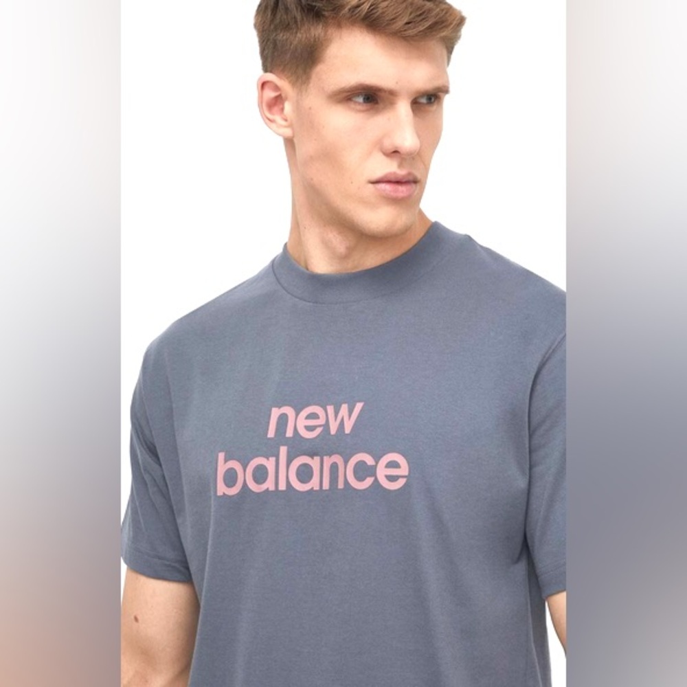 New Balance Linear‎ Logo Relaxed T-Shirt NWT Size M